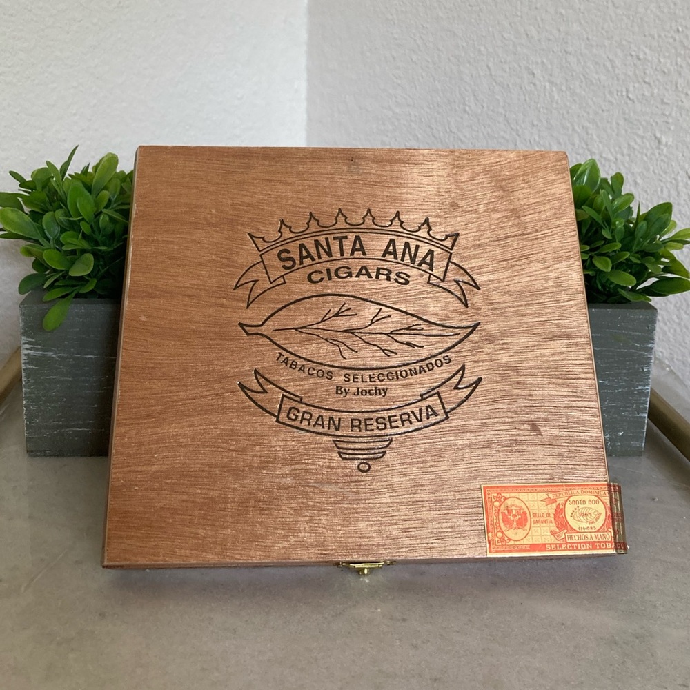 Vintage Santa Ana Wooden Cigar Box with Clasp Dom. Republic